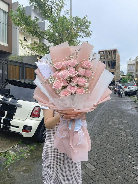 Pink Roses Bouquet
